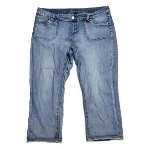 Lane Bryant Medium Wash Capri Plus Size 18